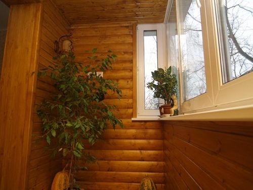 otdelka_balkona_evrovagonkoj_05